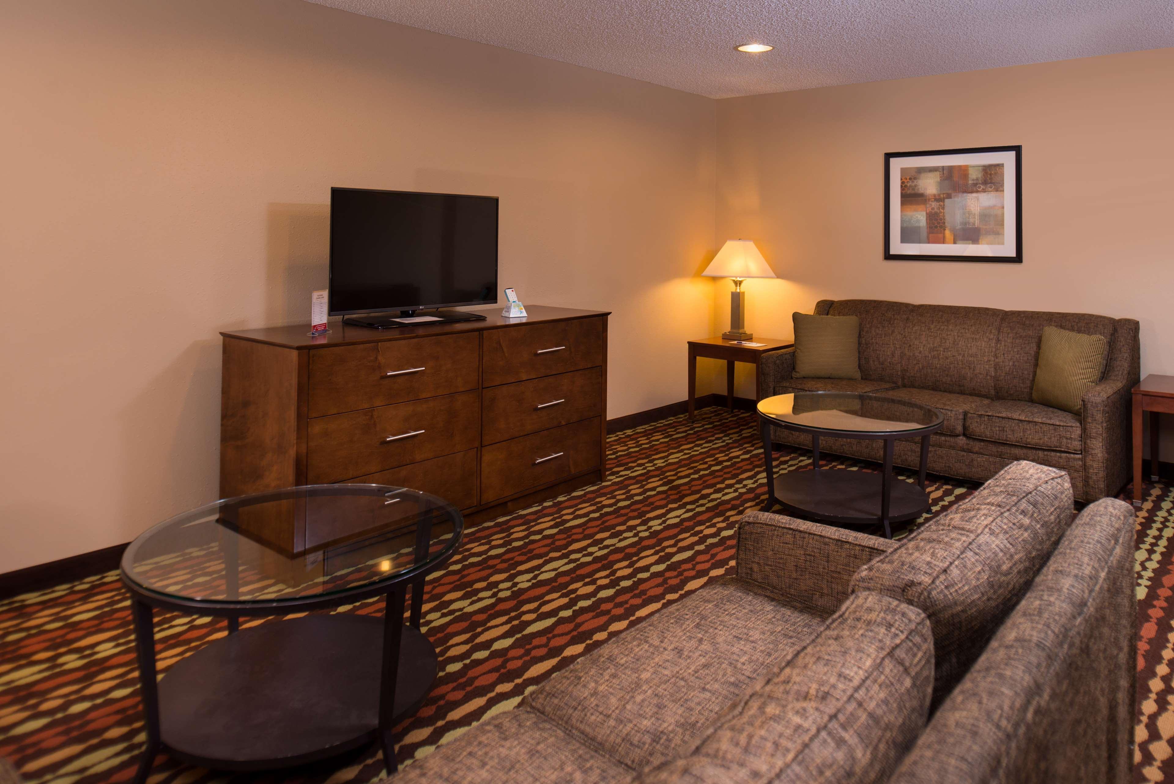 Best Western Ambassador Inn & Suites Уисконсин Делс Екстериор снимка